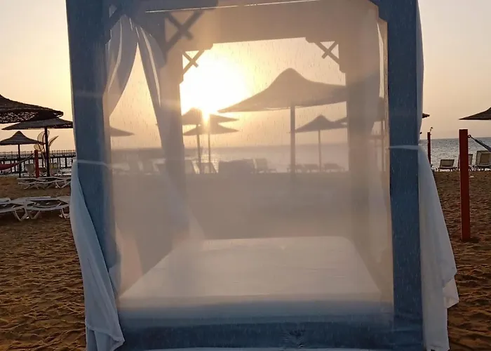 Blue Bay Sokhna Aqua Park - مارسيليا بلو باى السخنه -عائلات فقط عين السخنة